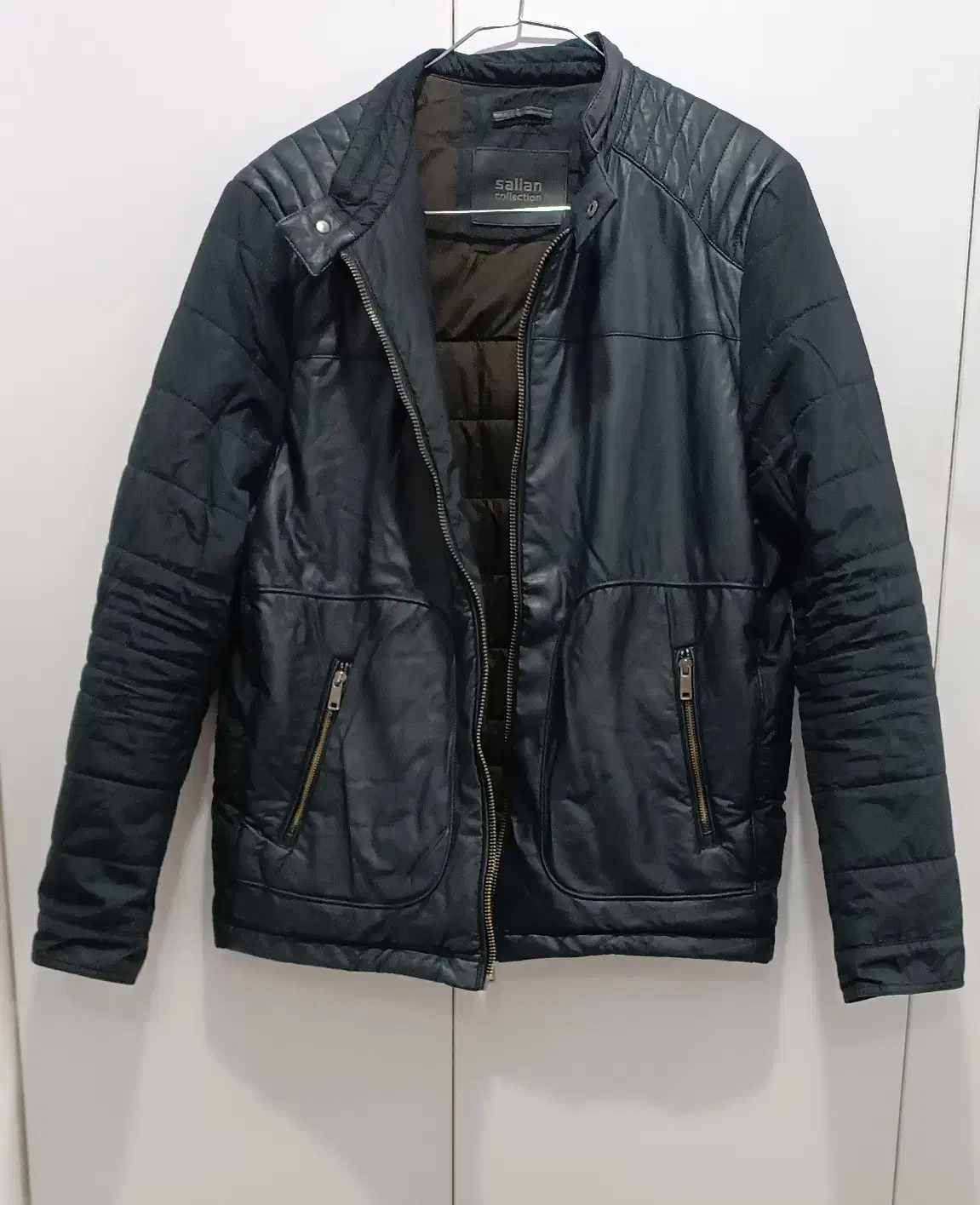 کاپشن|لباس|پاکدشت, شهرک امام رضا|دیوار