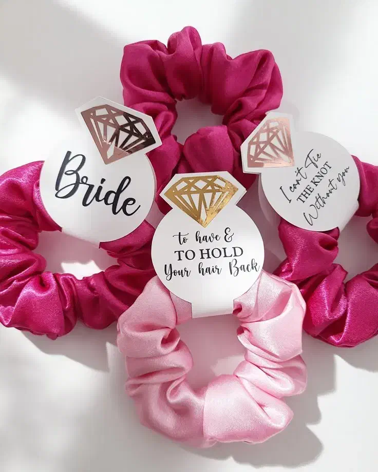 یلدایی|گل مصنوعی|هشتگرد, شهرک وحدت|دیوار