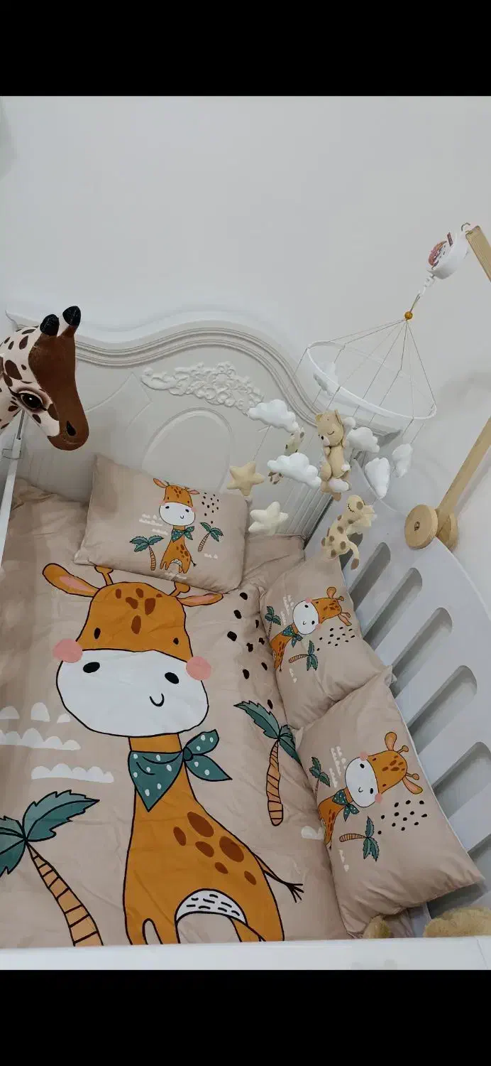 آویز تخت و تخت کنار مادر، روتختی زرافه،صندلی غذا|اسباب و اثاث بچه|رودسر, |دیوار