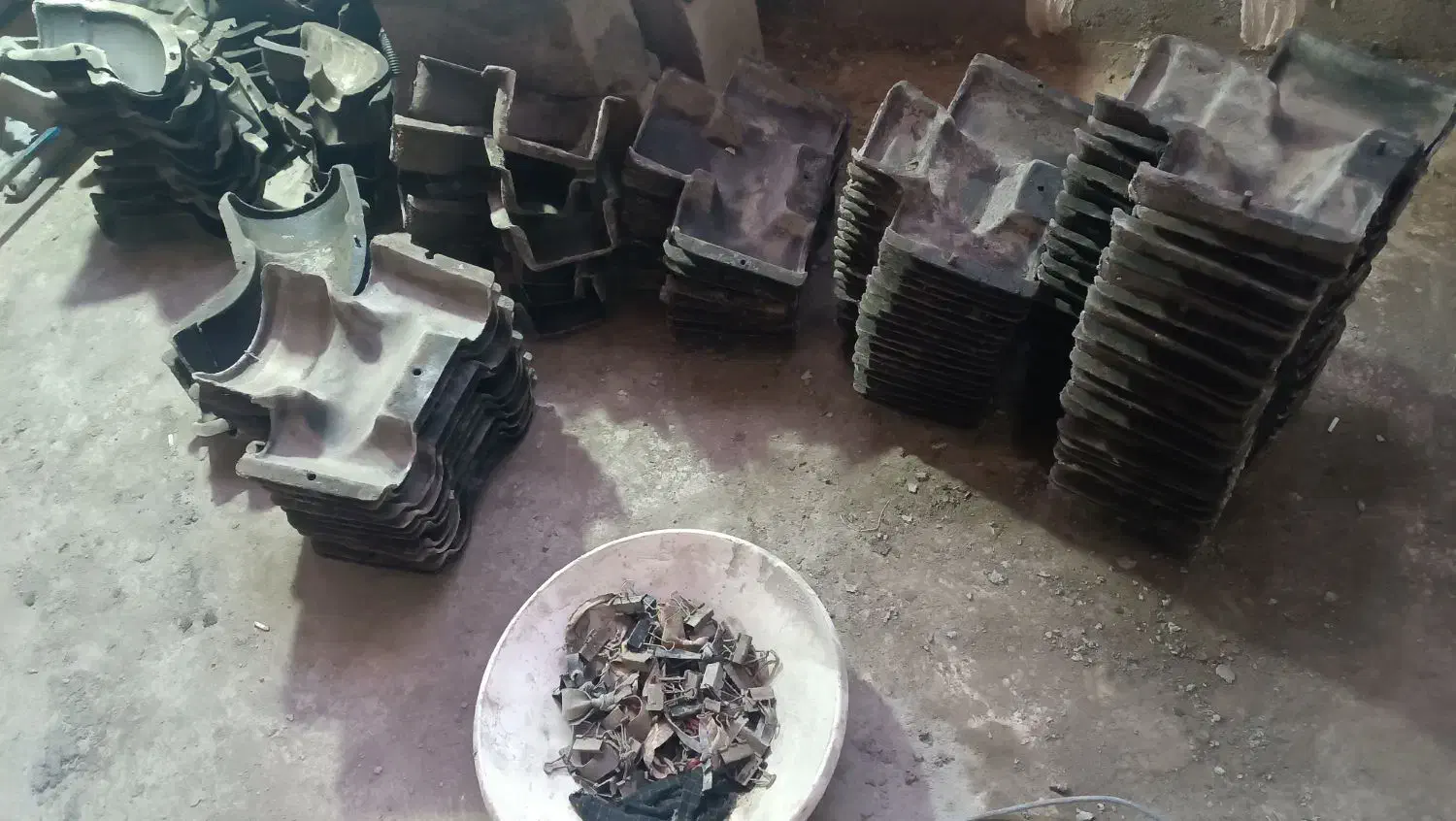 100عدد قالب کلاهک با خمیر گیر 80|مصالح و تجهیزات ساختمان|ملکان, |دیوار