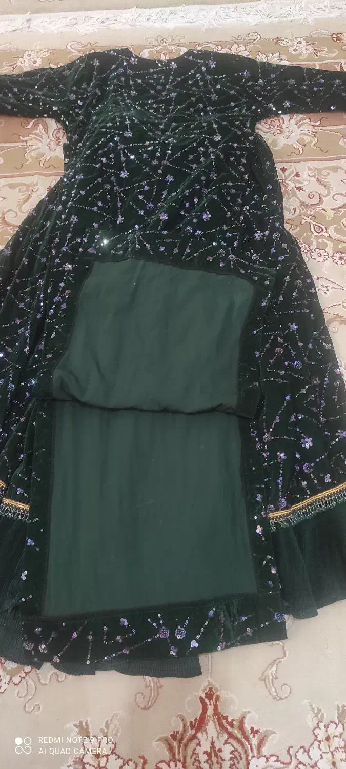 لباس|لباس|دهدشت, |دیوار