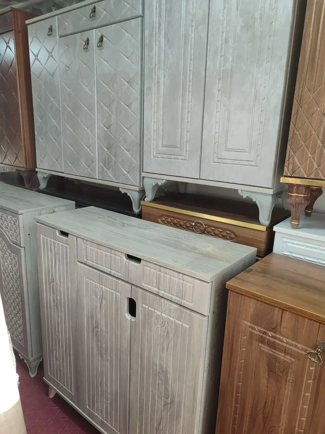 کمد.درآور.جاکفشی.تخت و شک|جاکفشی، کمد، دراور|خمینی‌شهر, |دیوار