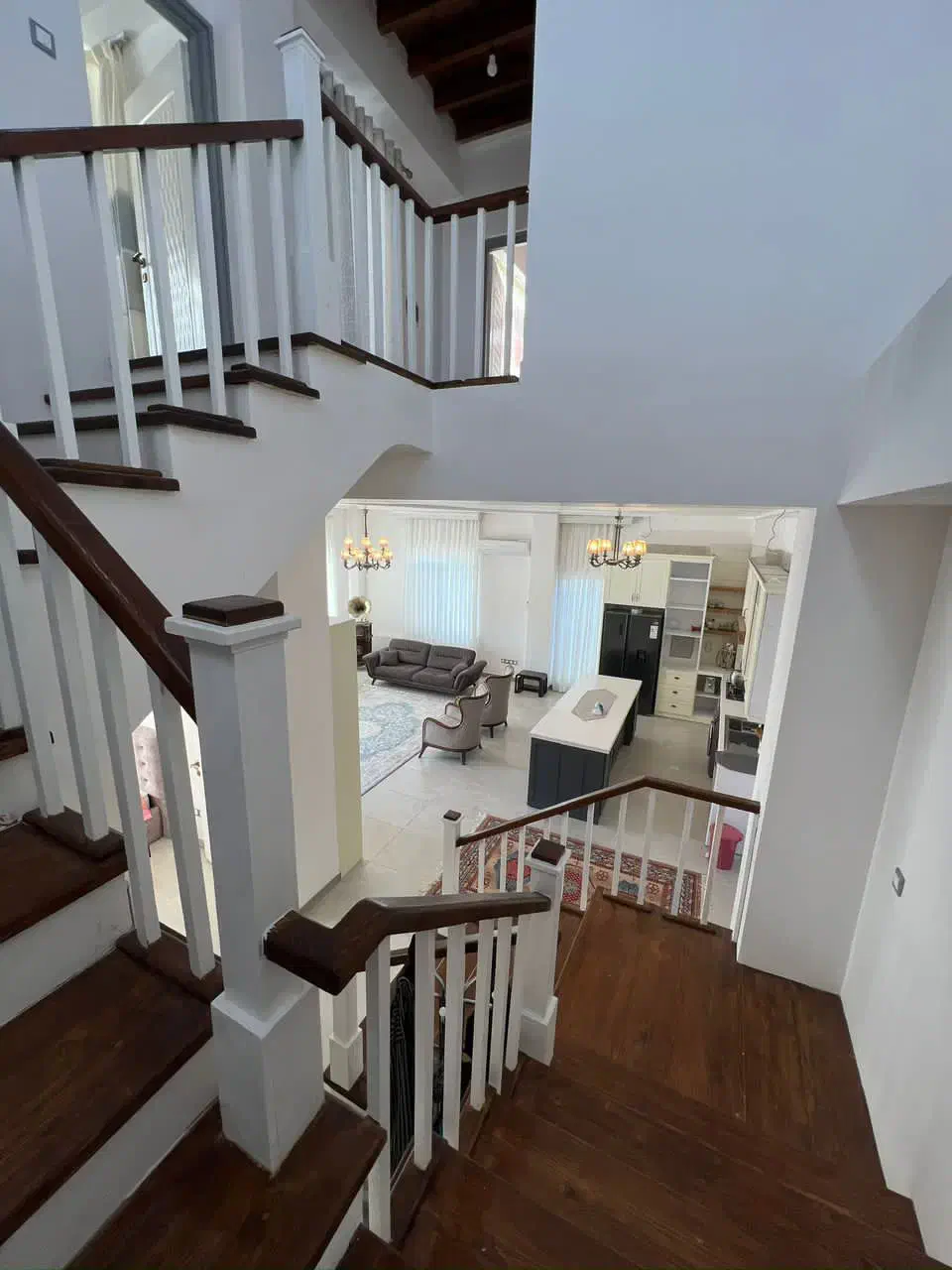 ((ویلای شهرکی ۳۰۰متری ))|فروش خانه و ویلا|لاهیجان, آهندان|دیوار