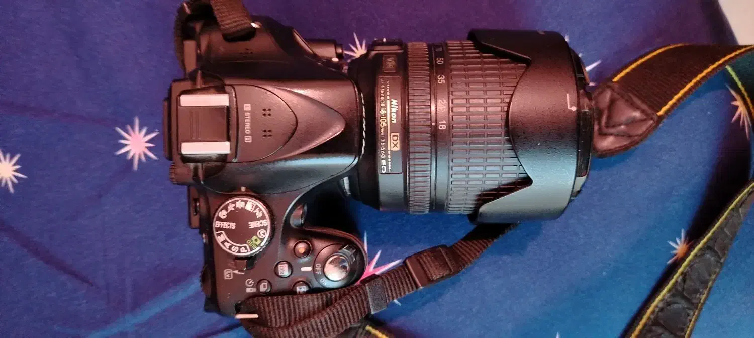 دوربین نیمه حرفه ای nikon D5200|دوربین عکاسی و فیلم‌برداری|قشم, |دیوار