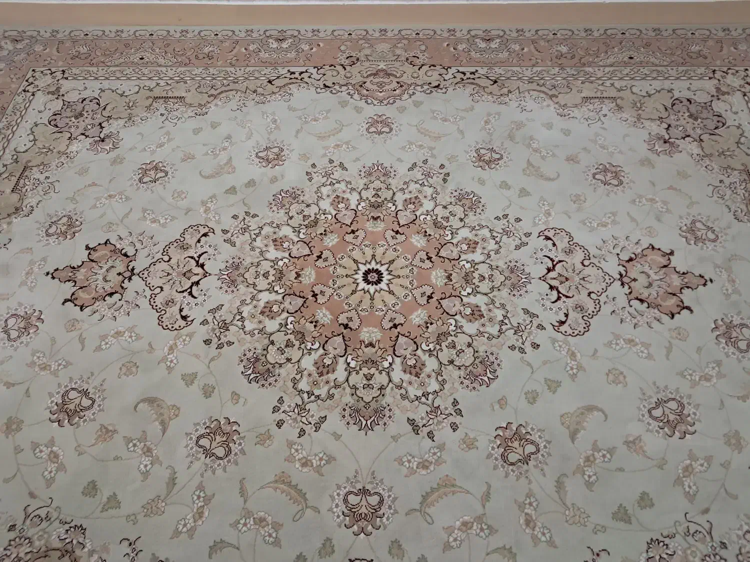 فروش 2 تخته فرش 6 متری و یک تخته 9 متری|فرش|محمدشهر, سیدآباد|دیوار