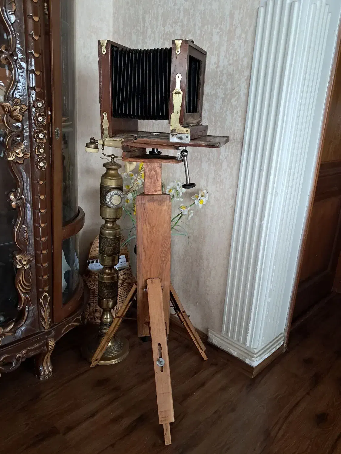 پایه دوربین عکاسی|کلکسیون اشیاء عتیقه|طرقبه, |دیوار