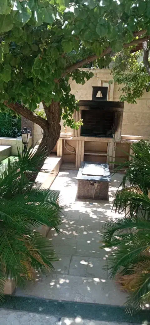 باغ ویلا شهریار|اجارهٔ کوتاه‌مدت ویلا و باغ|تهران, فلسطین (میدان انقلاب)|دیوار