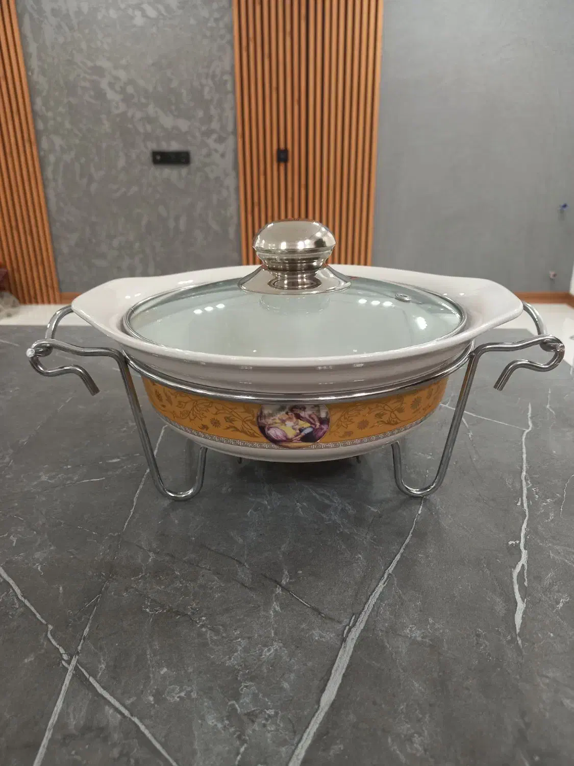 تعدادی ظروف و وسایل و دکوری و تابلو|حراج|آمل, |دیوار