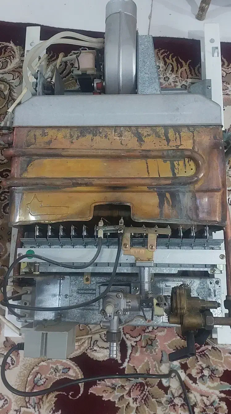 ابگرمکن فندار۳۳۱۸|آبگرمکن، پکیج، شوفاژ|کرمانشاه, |دیوار