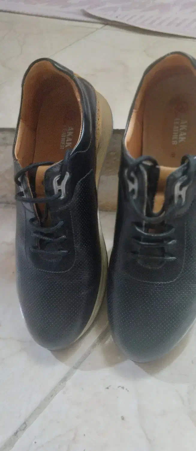 کفش اسپرت نو چرم|کیف، کفش، کمربند|گنبد کاووس, |دیوار