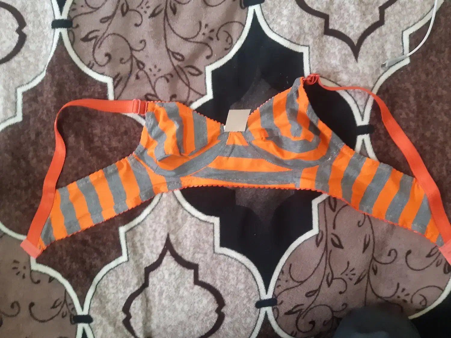 سوتبن|لباس|کوچصفهان, |دیوار