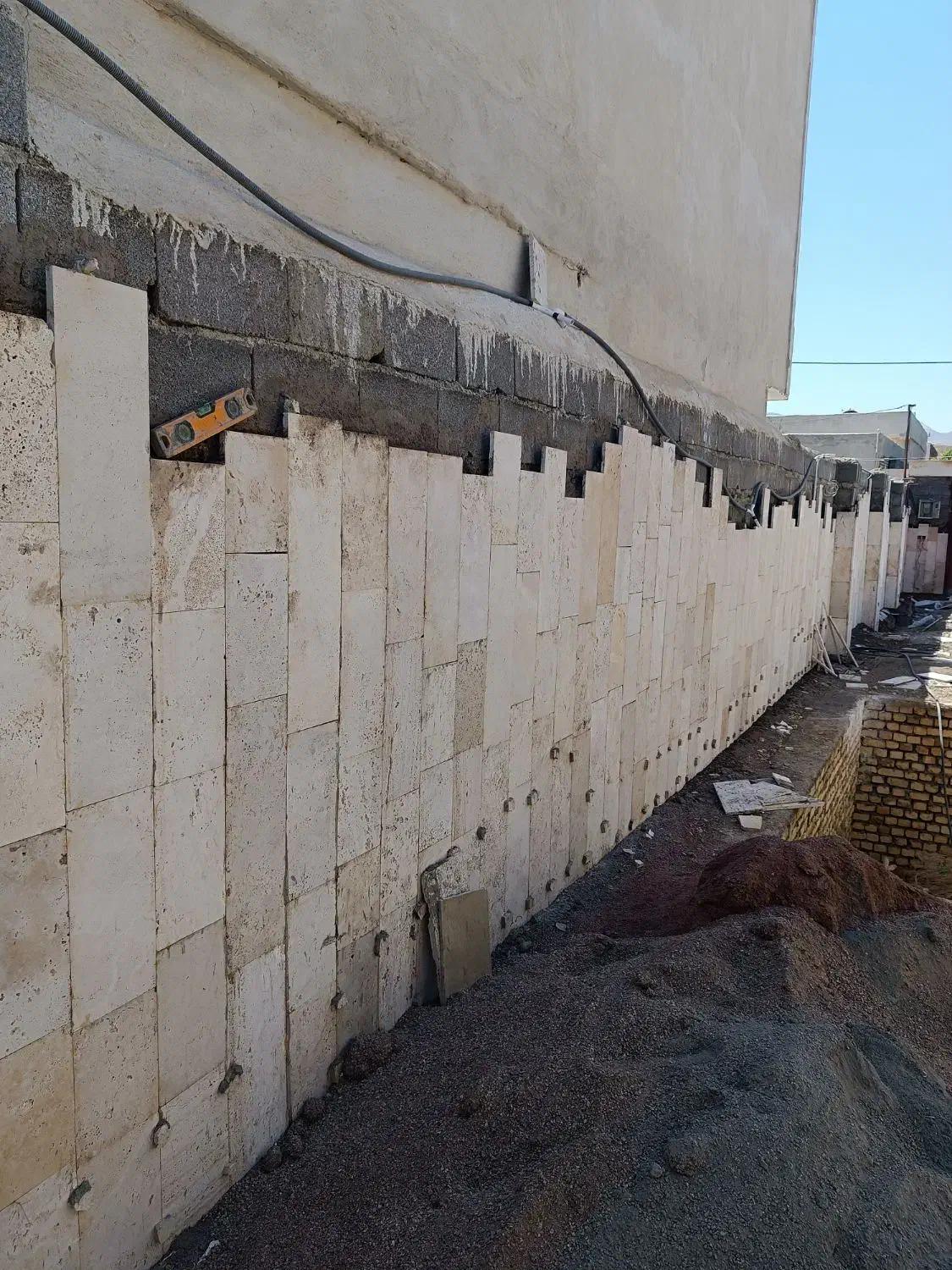 خدمات کاشی و سنگ و سرامیک|خدمات پیشه و مهارت|محلات, |دیوار