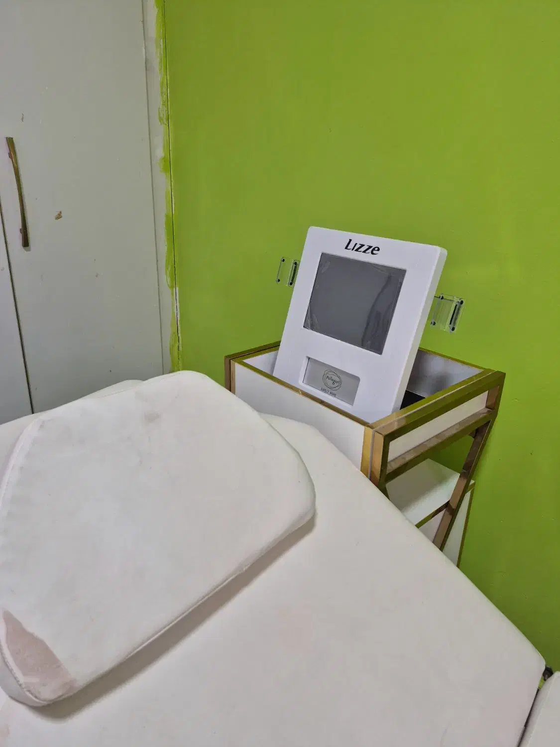 فشیال و پاکسازی پوست|خدمات آرایشگری و زیبایی|بندر کنگان, |دیوار