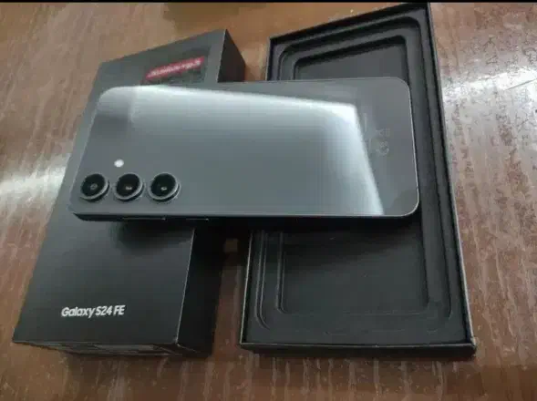 galaxy s24 fe|موبایل|شیراز, قدوسی شرقی|دیوار