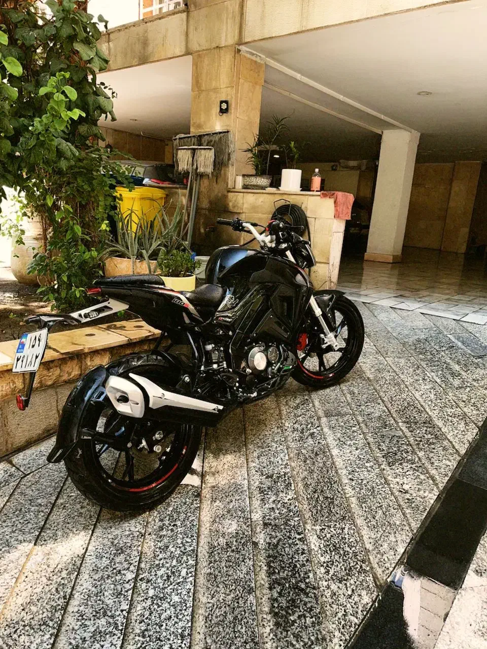 زیر قیمت فروش فوری موتور بنلی ۱۸۰|موتورسیکلت|تهران, میرداماد|دیوار