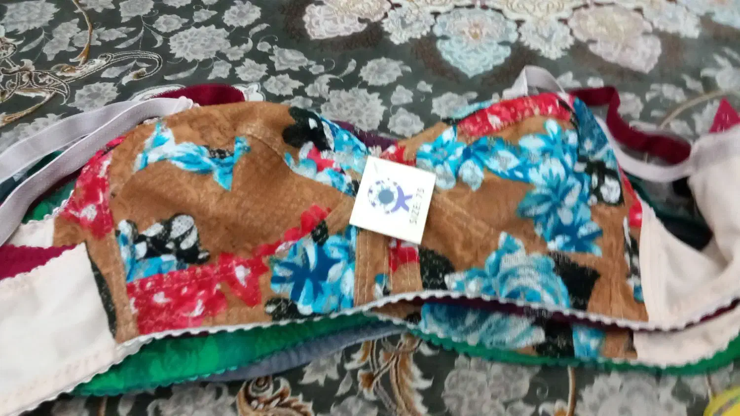 تعدادی سوتین نو فروش،به علت تغیر شغل|لباس|هشتگرد, ینگی امام|دیوار