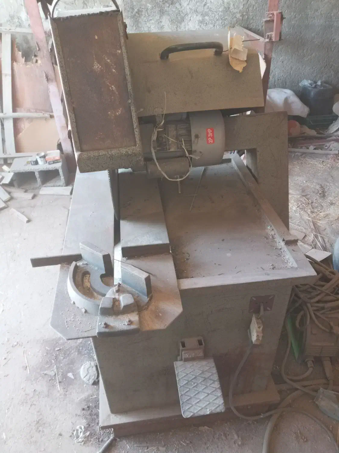 اره آتشی دست دوم|ابزارآلات|منوجان, |دیوار