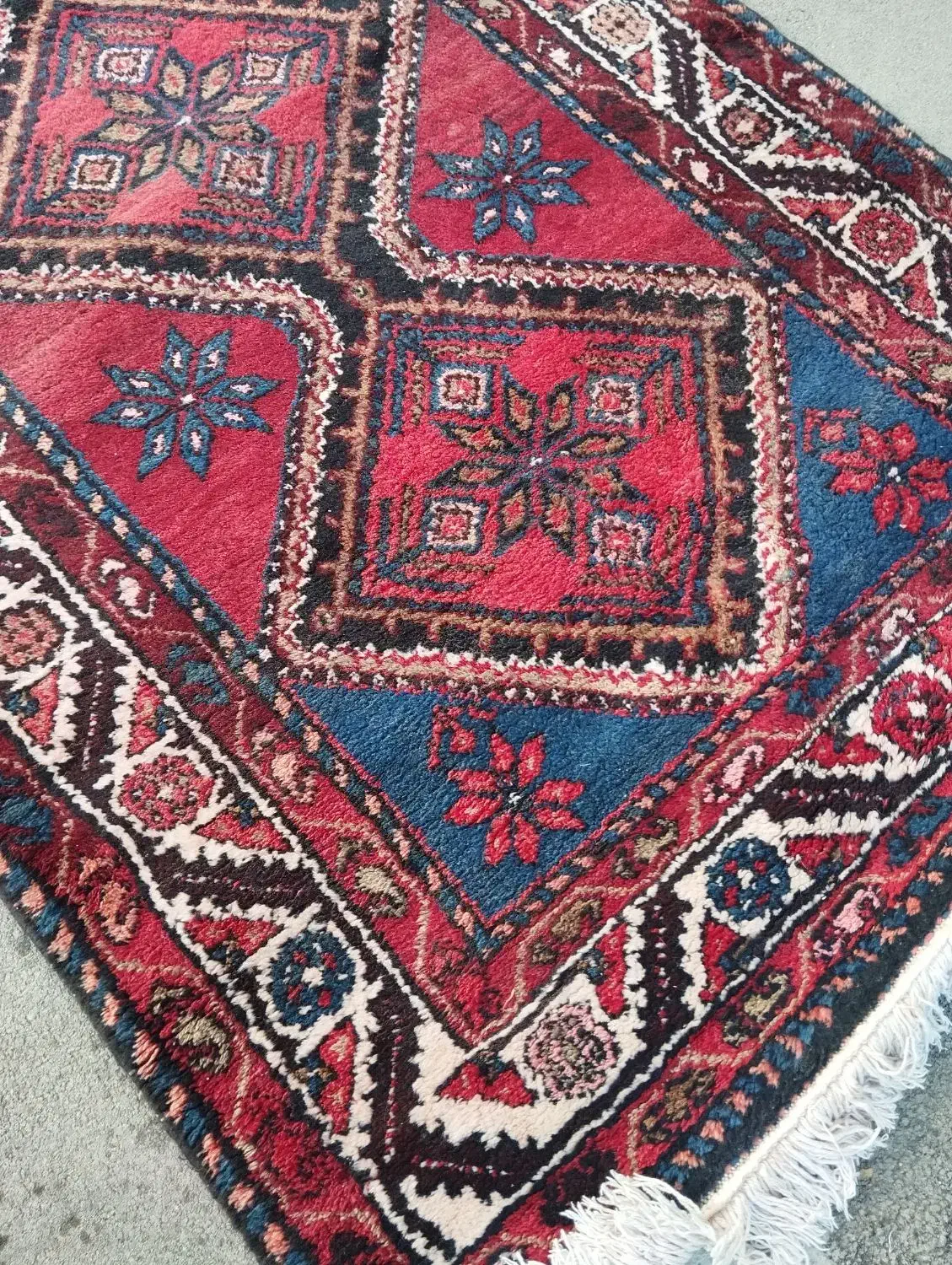 تعدادی کناره بدون رفتگی بدون ایران|فرش|کشکسرای, |دیوار