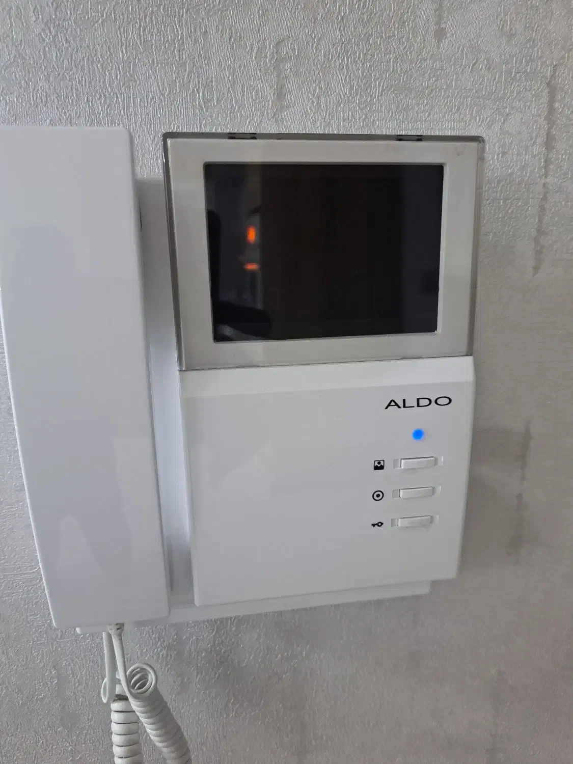 ایفون اصویری|صوتی و تصویری|فولادشهر, C7|دیوار