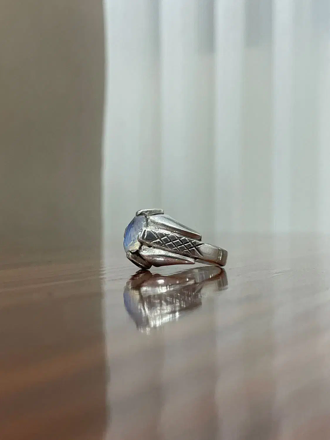 انگشتر نقره|کلکسیون اشیاء عتیقه|سقز, |دیوار