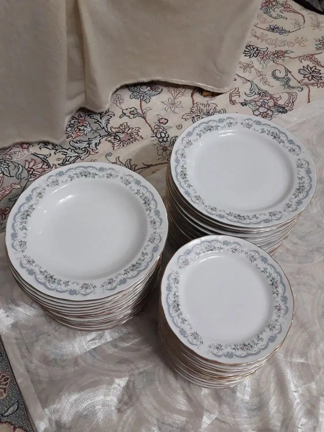 سرویس آرکوپال چینی بشقاب|ظروف سرو و پذیرایی|قم, آذر (نکویی)|دیوار