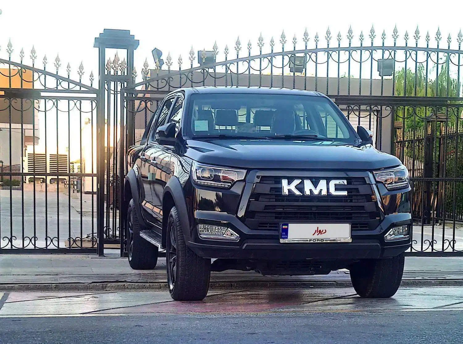 کی ام سی تی ۸ در حد صفر|خودرو سواری و وانت|تبریز, |دیوار