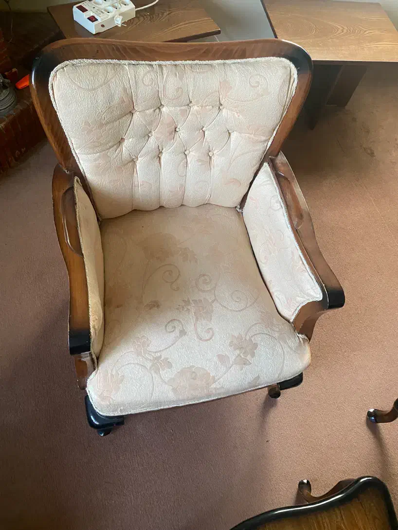 مبلمان چوبی کلاسیک ۷ نفره|مبلمان خانگی و میز عسلی|رشت, چله خانه|دیوار