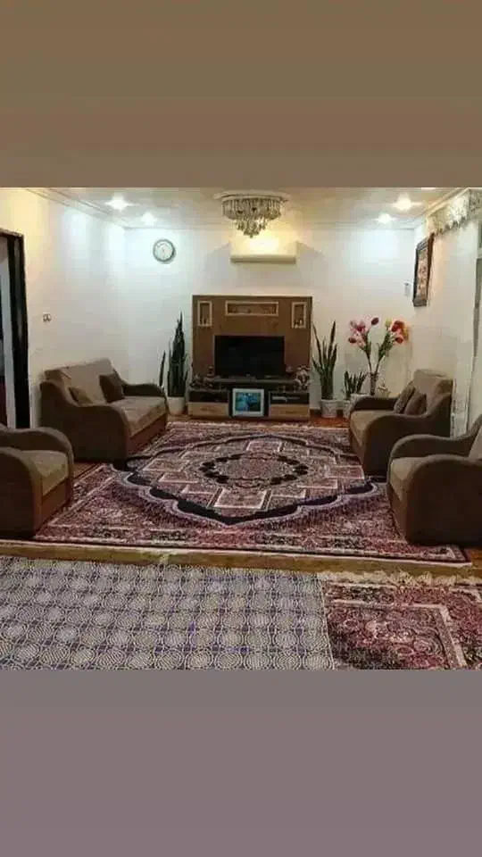 فروش خانه ویلایی با یک سوئیس مجزا|فروش خانه و ویلا|گوراب زرمیخ, |دیوار