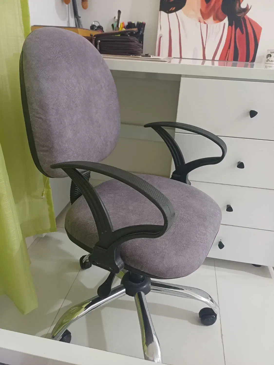 سندلی|دفتر کار|کازرون, |دیوار