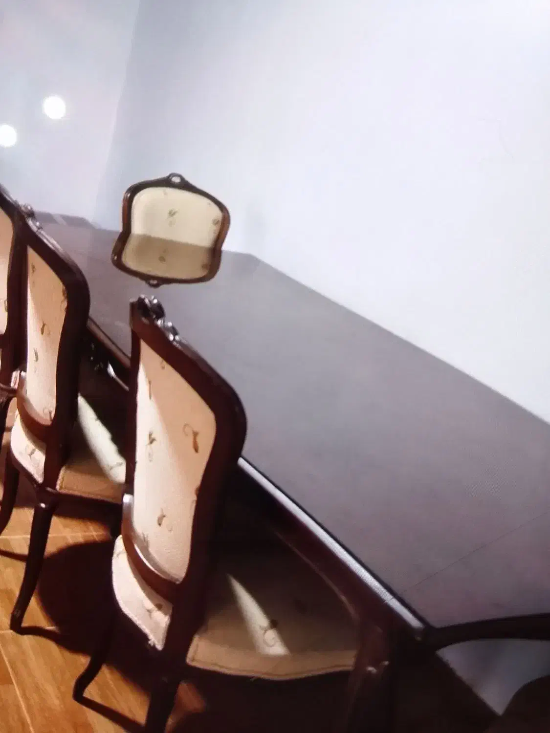 میز غذاخوری هشت نفره|میز و صندلی غذاخوری|ری, علایین|دیوار