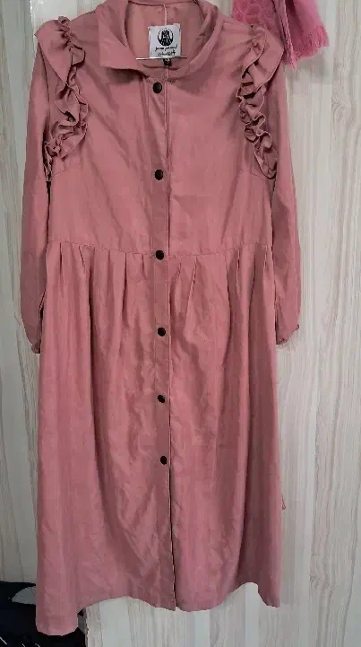 مانتو|لباس|مشهد, حرم مطهر رضوی|دیوار