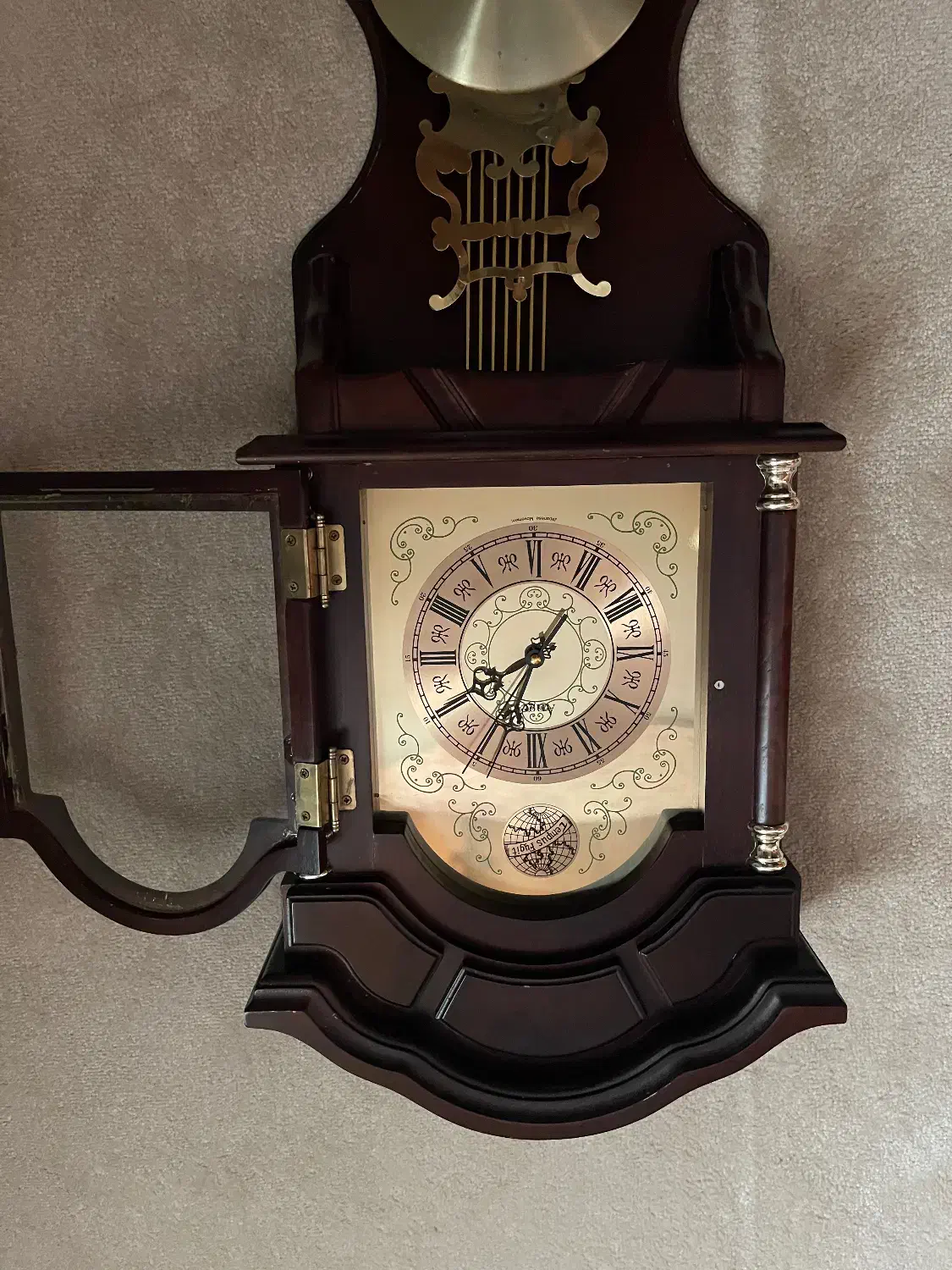 ساعت دیواری چوبی|ساعت دیواری و تزئینی|کرج, گوهردشت|دیوار