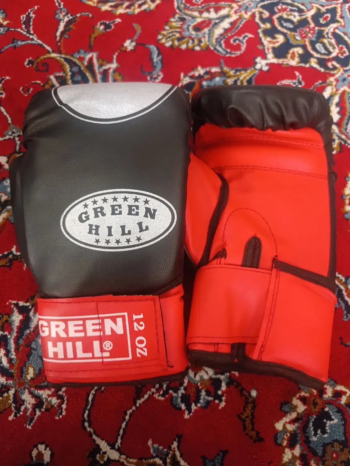 یه جفت دستکش مارک خوب|تجهیزات ورزشی|سبزوار, قاضی زاد|دیوار