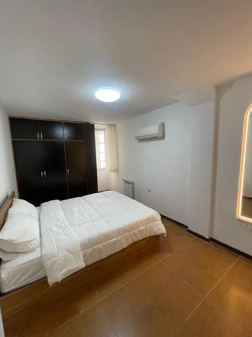 اپارتمان مبله مدرن / پل معالی اباد|اجارهٔ کوتاه‌مدت آپارتمان و سوئیت|شیراز, معالی‌آباد|دیوار