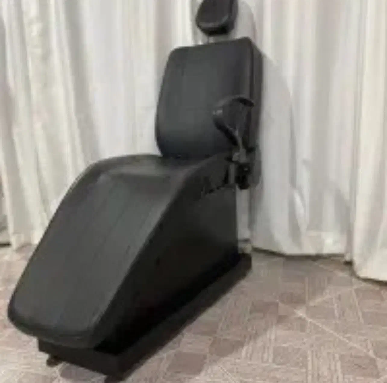 تجهیزات ارایشگاهی|آرایشگاه و سالن‌های زیبایی|چالوس, |دیوار