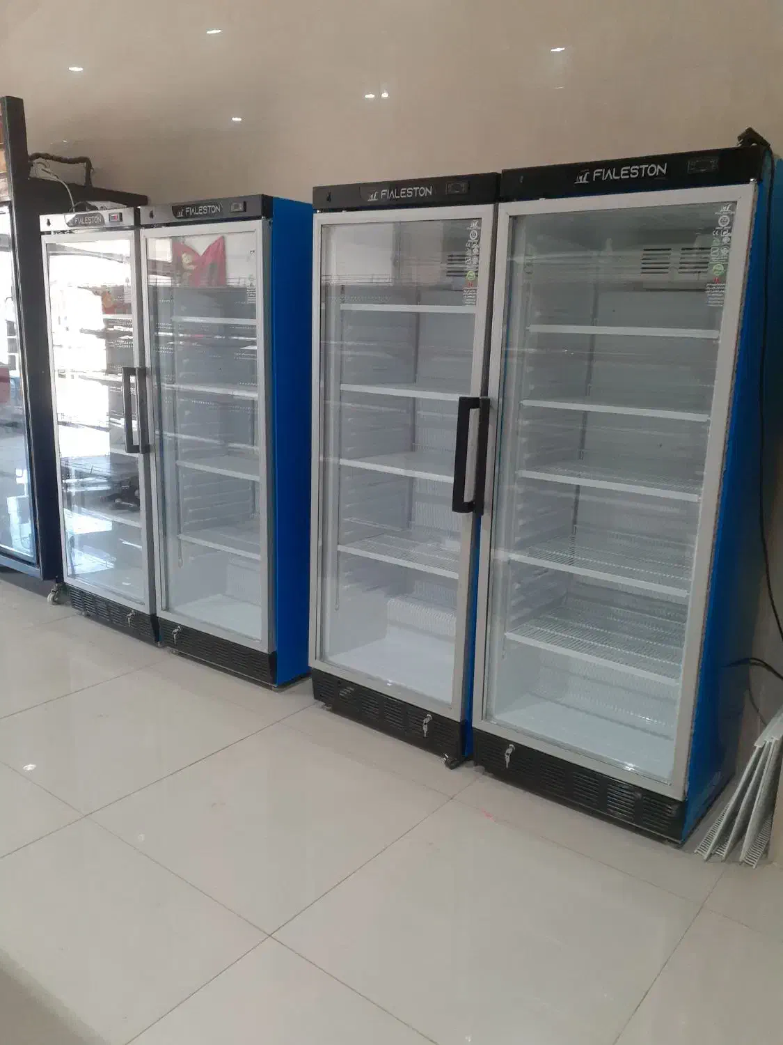 یخچال و قفسه ی سوپر مارکت|فروشگاه و مغازه|سنندج, |دیوار