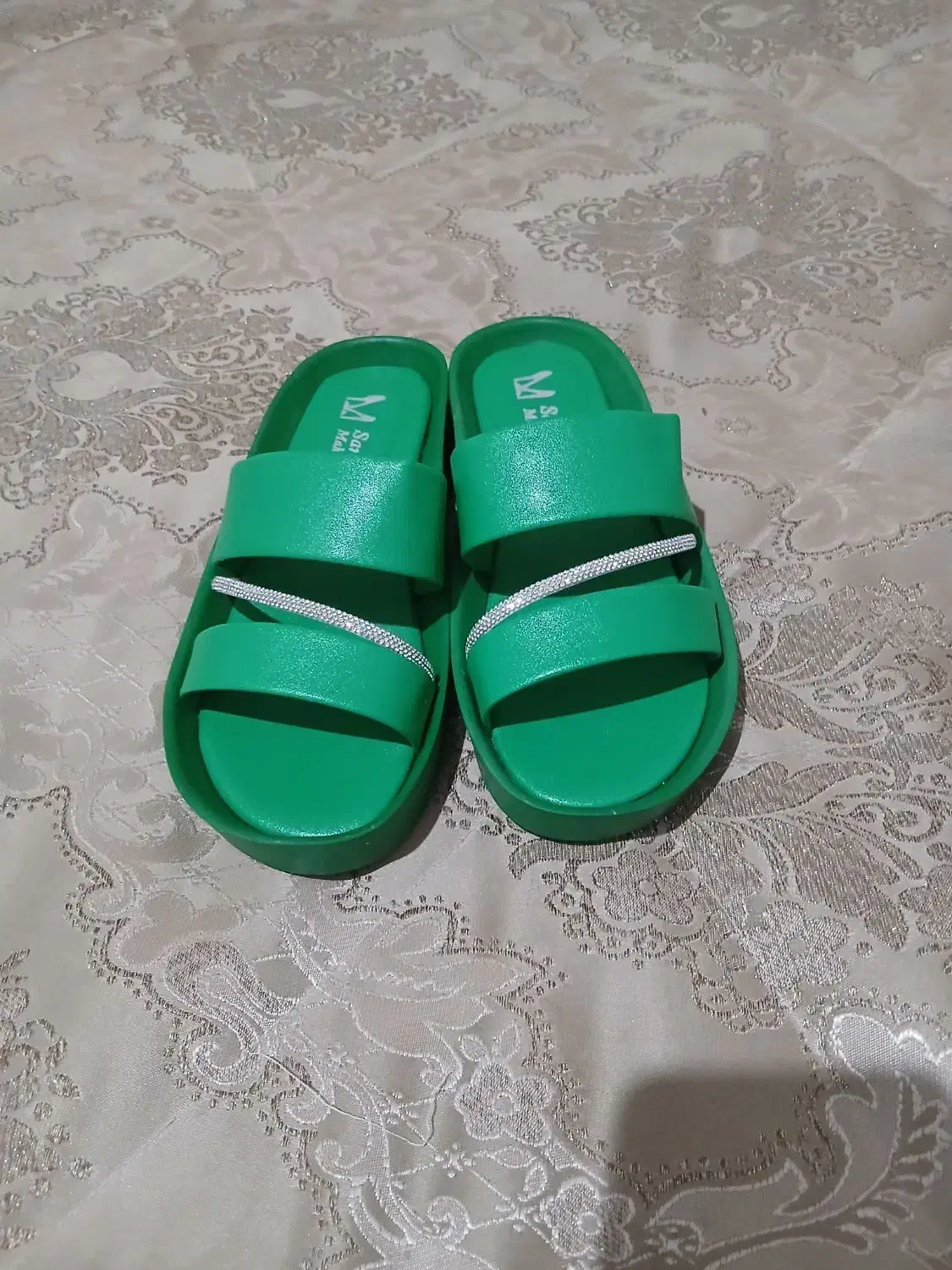 دمپایی رو فرشی|کیف، کفش، کمربند|کرمانشاه, |دیوار