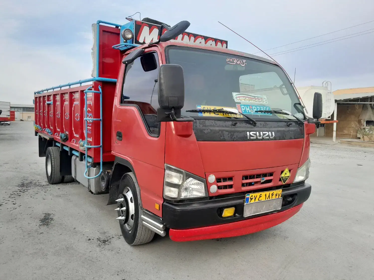 ایسوزو ۶تن استثنایی|خودرو سنگین|لواسان, |دیوار