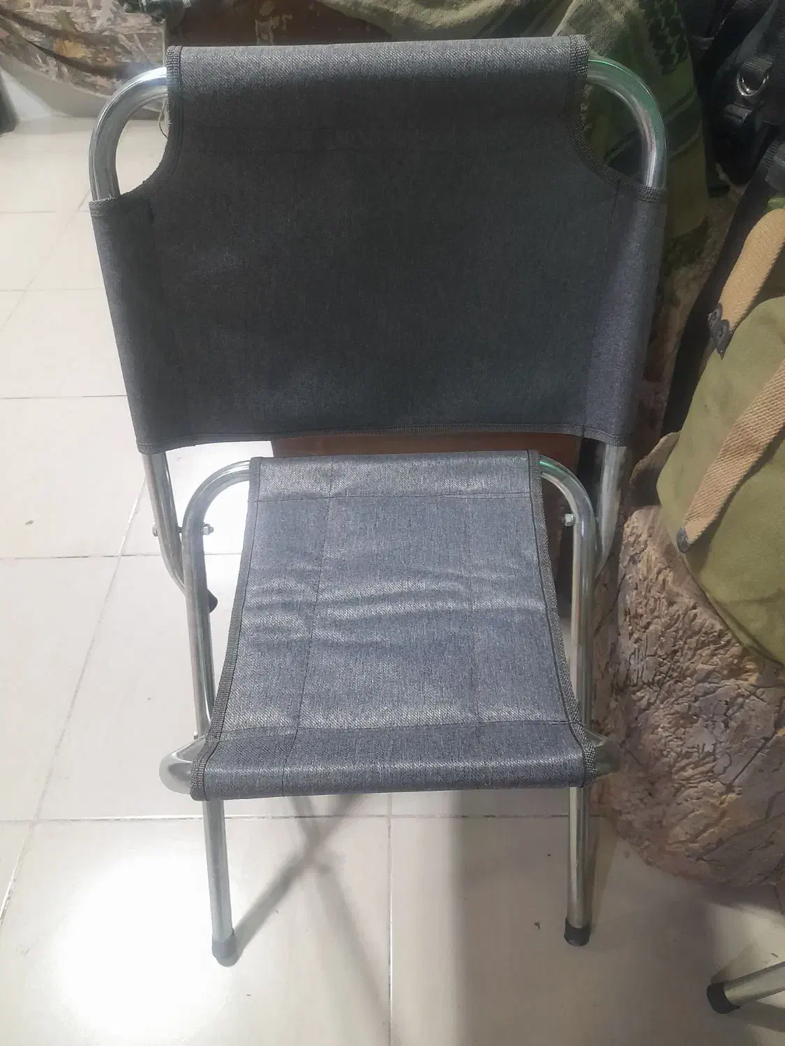 صندلی تاشو جنس زخیم مقاوم مرغوب خارجی|صندلی و نیمکت|گلبهار, شهر جدید گلبهار|دیوار