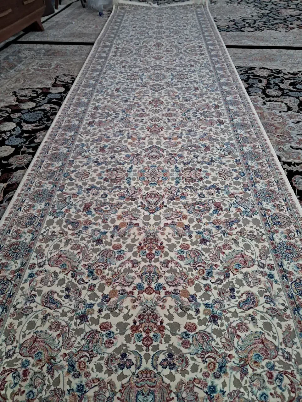 فروش فرش ۴ متری و۱۲ متری نومارک مشهد|فرش|رشت, منظریه|دیوار