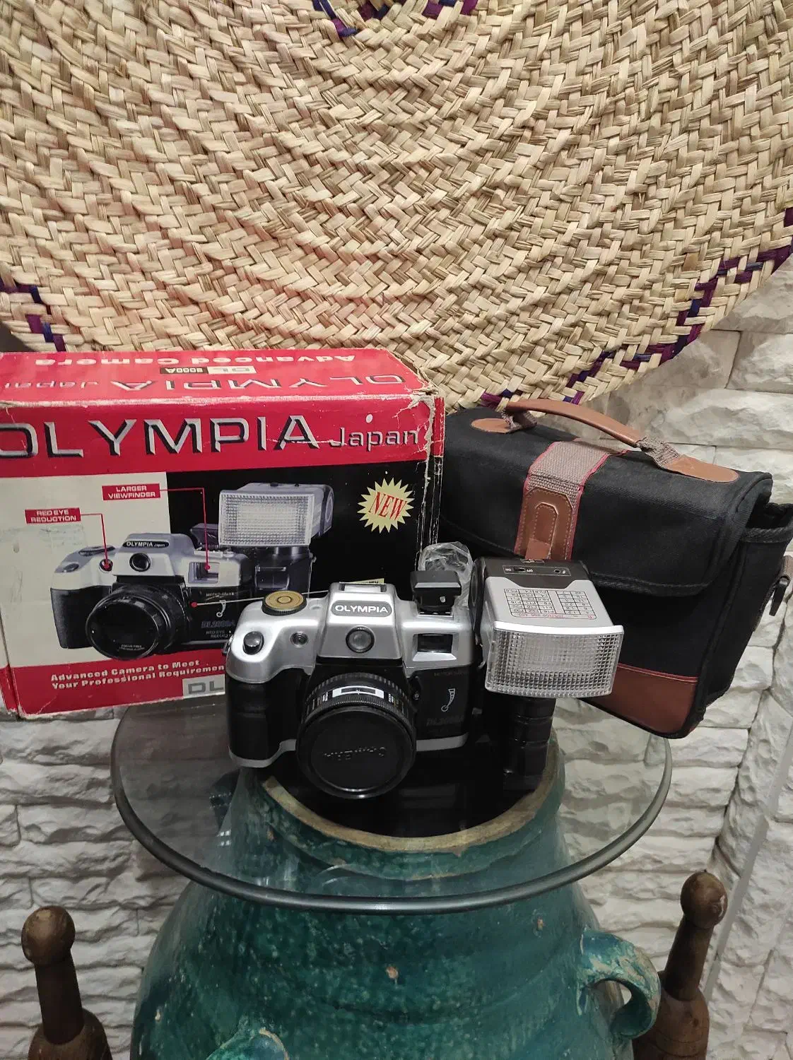 دوربین المپیا قدیمی|دوربین عکاسی و فیلم‌برداری|محمدیه-قزوین, |دیوار