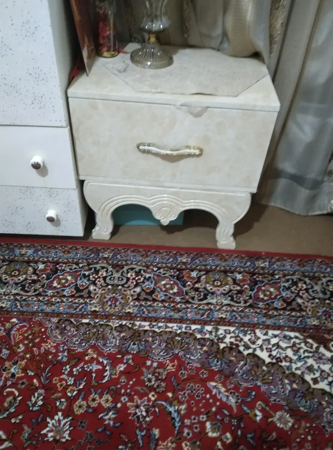 آیینه و دراور|تخت و سرویس خواب|زاهدان, |دیوار