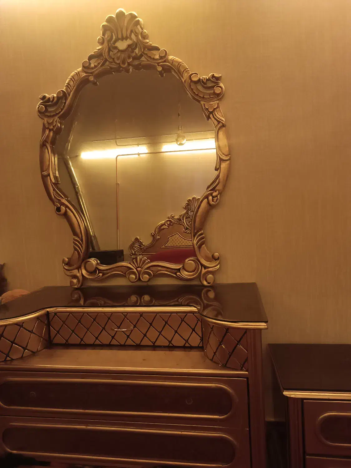 تخت دونفره|جاکفشی، کمد، دراور|تبریز, |دیوار