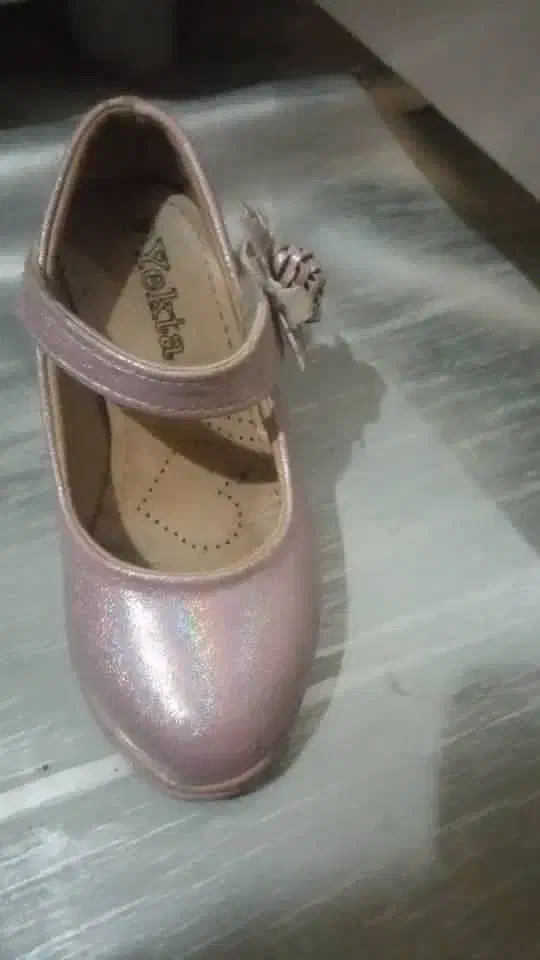 کفش و لباس دخترانه|کفش و لباس بچه|شیراز, فرگاز|دیوار