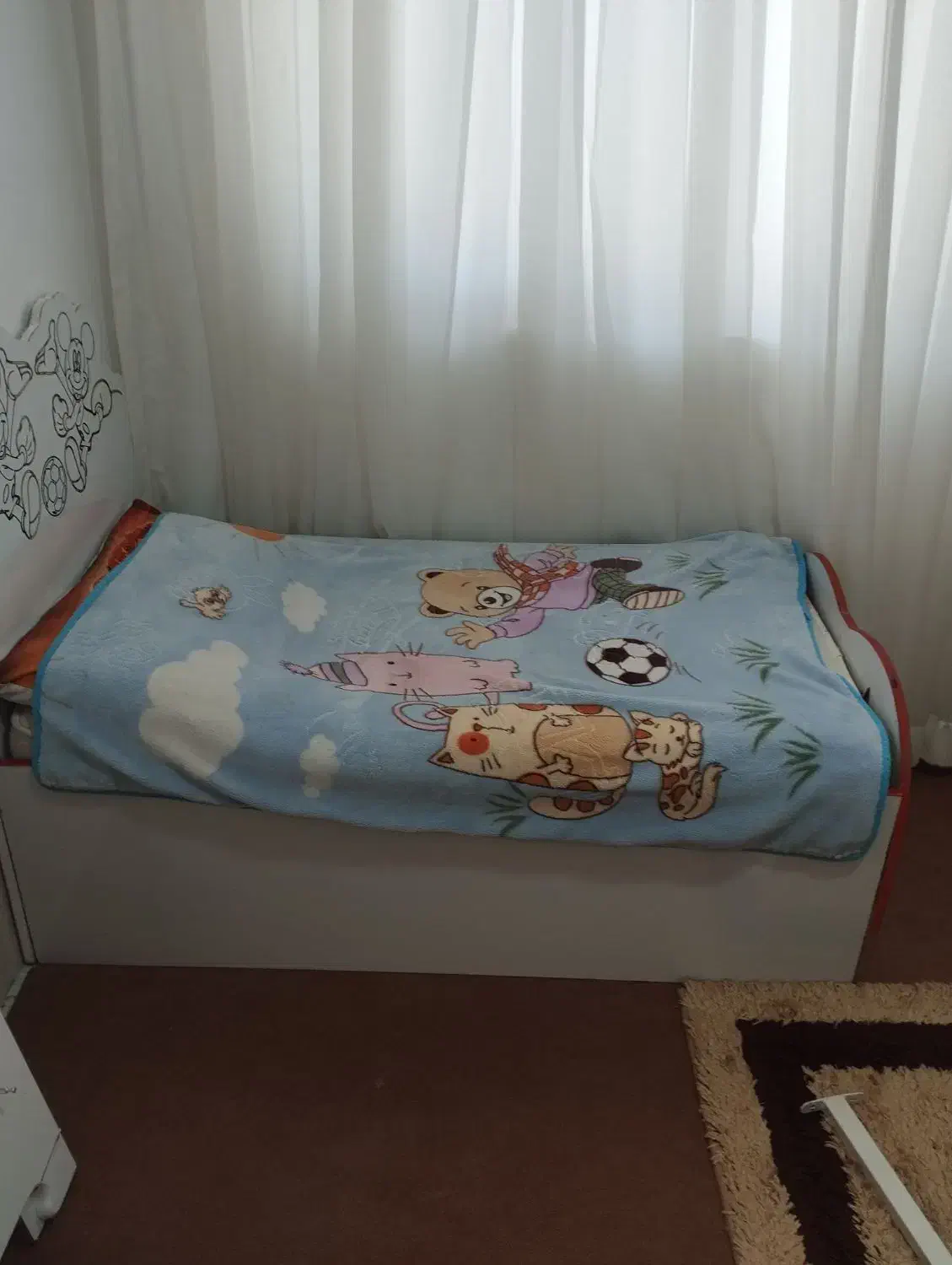 تخت خواب|تخت و صندلی بچه|بانه, |دیوار