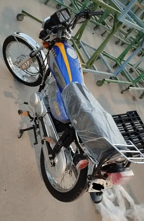 هندا ۱۲۵ خشک|موتورسیکلت|کرج, شهرک نهال و بذر|دیوار