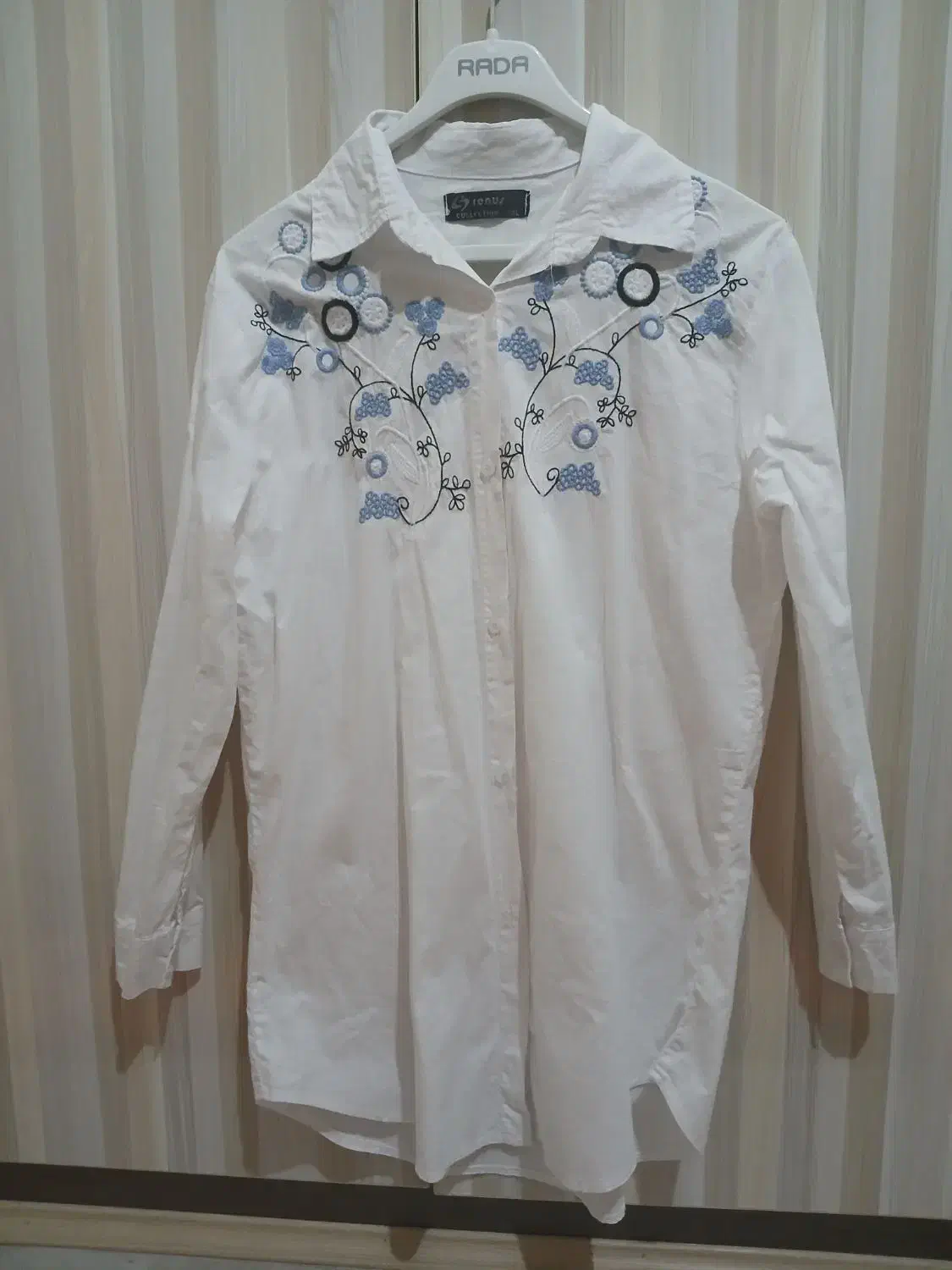 تعدادی لباس|لباس|اردبیل, |دیوار