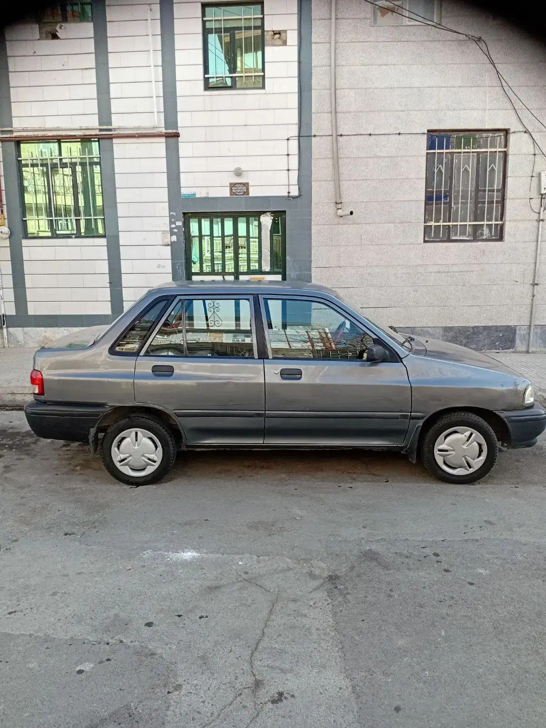 پراید مدل. ۸۴|خودرو سواری و وانت|ملایر, |دیوار