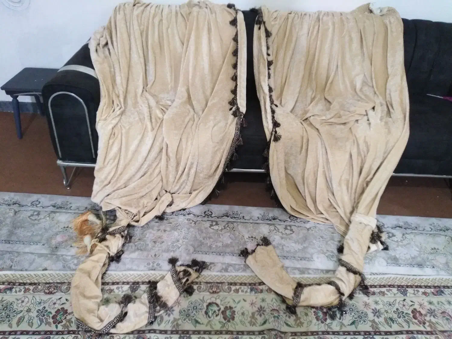 پرده مخمل و موکت|پرده، رانر، رومیزی|شیراز, شهرک فرهنگیان|دیوار