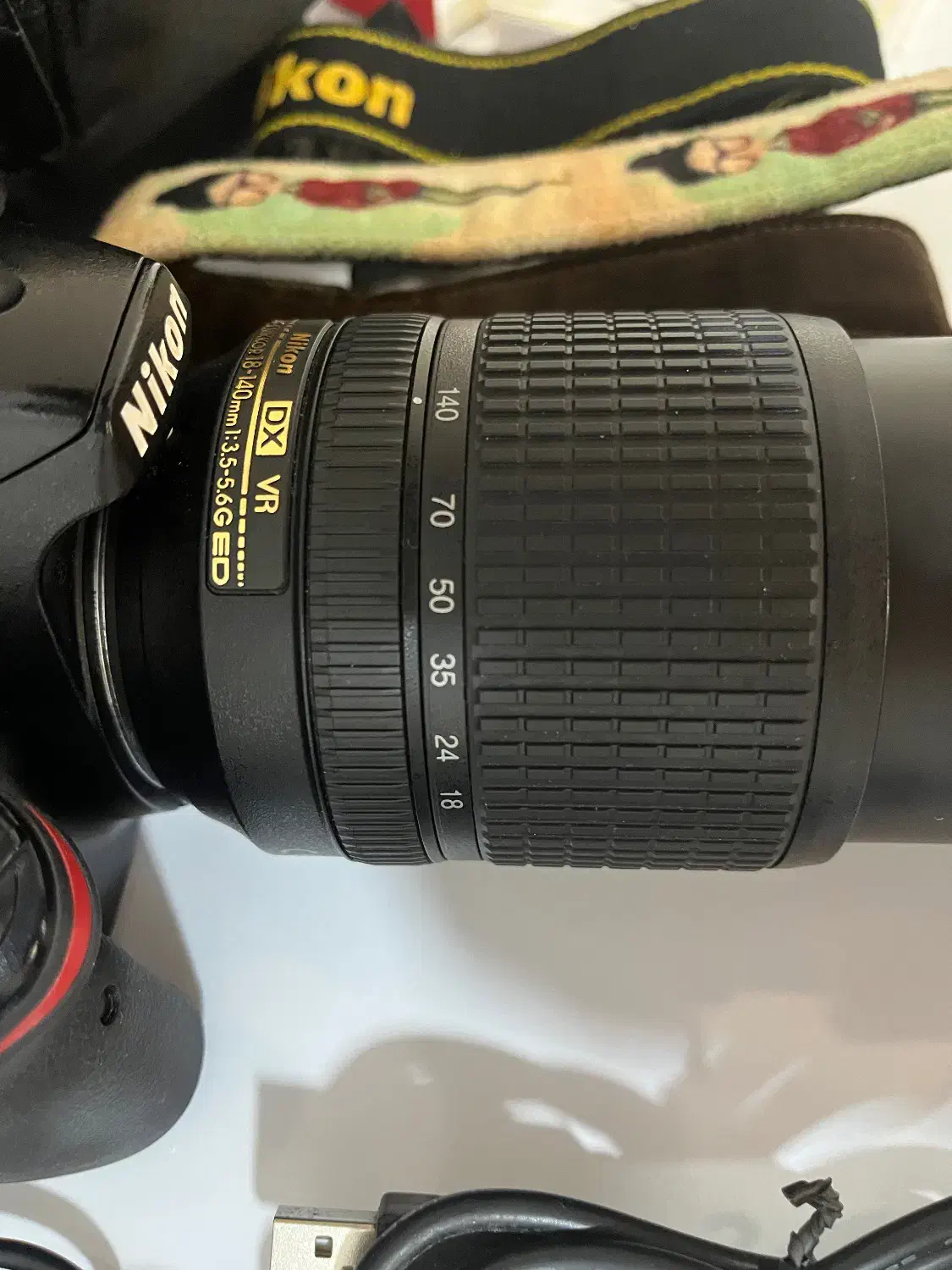 لنز دوربین نیکون ۱۸-۱۴۰|دوربین عکاسی و فیلمبرداری|شیراز, کوشک میدان|دیوار